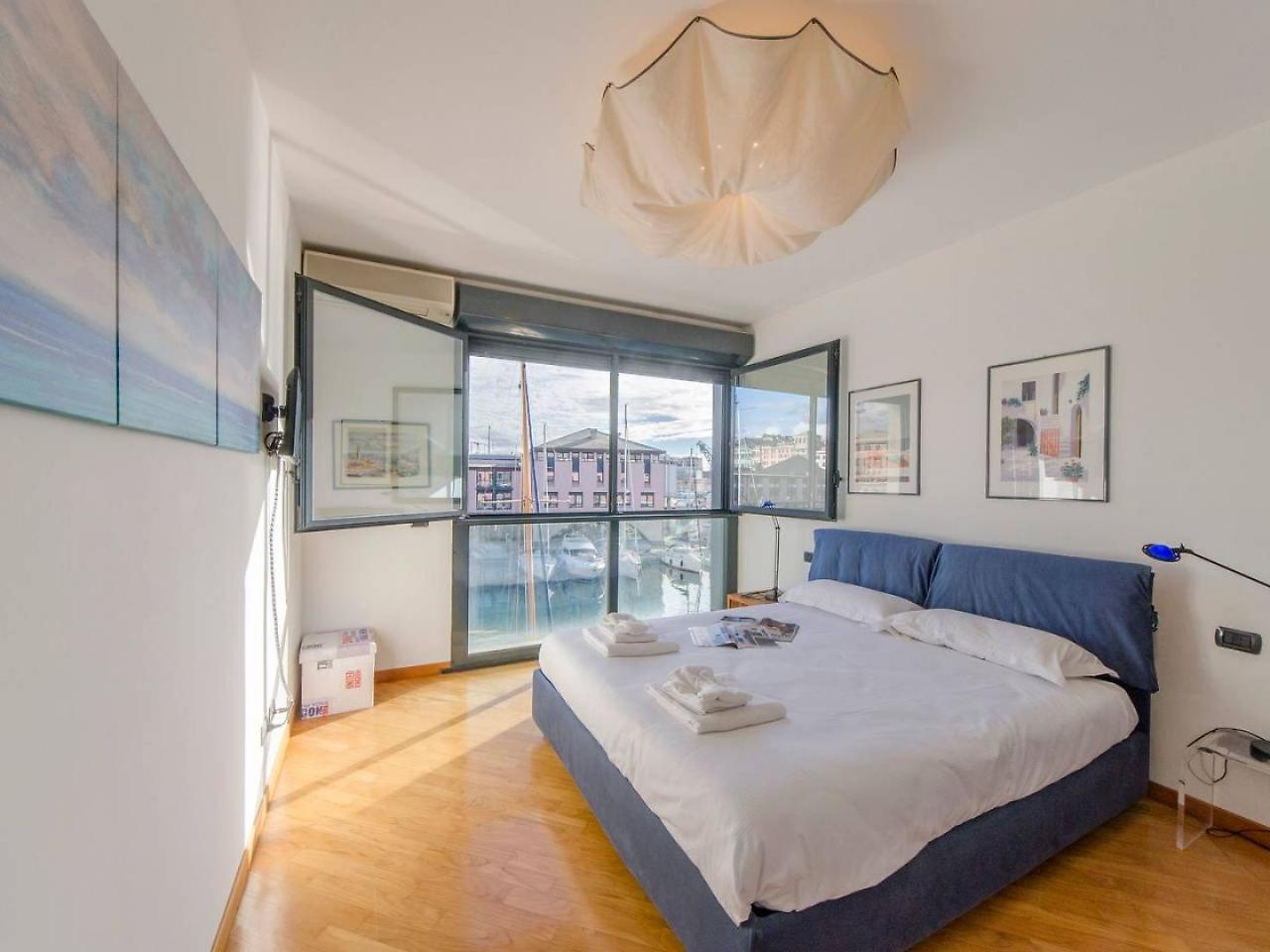 Joivy Exclusive Seaview Flat For 4, In Central Genoa Apartment Exterior photo